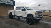 2017 Ford F-350 Lariat Crew Cab Pickup